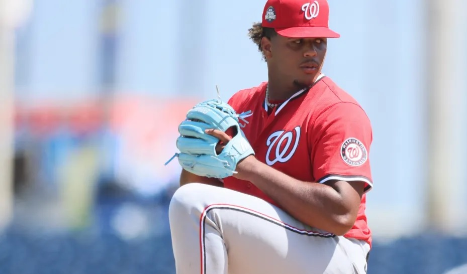 El prospecto de pitcheo dominicano Jarlin Susana tuvo un regreso espectacular en su presentación