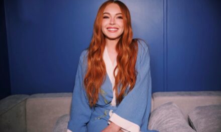 Fans de Lindsay Lohan celebran que haya recuperado su característico pelambrera rojo que ayudó a delimitar los primeros abriles de su carrera | De Zaguero Minuto