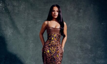 Becky G aclara que Karol G no es su competencia | De Postrer Minuto