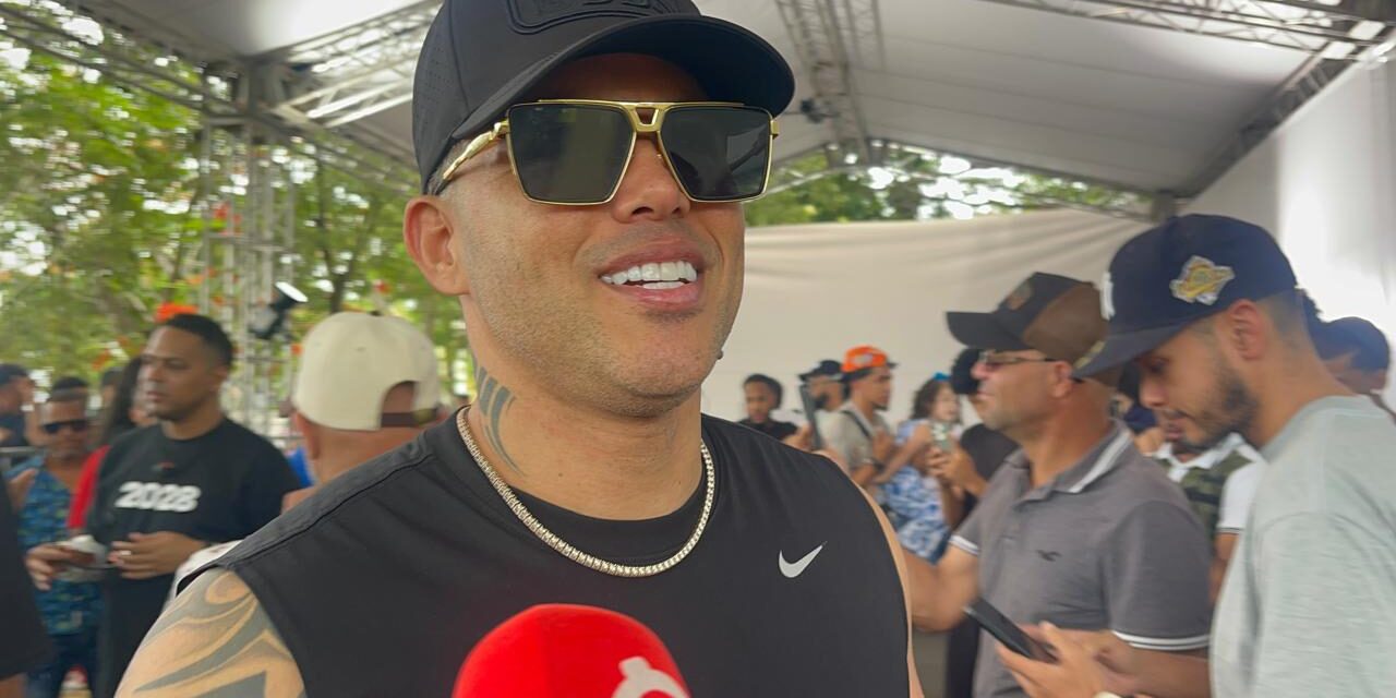 El Blachy respalda Dominicanos Primero flama perdurar apoyo