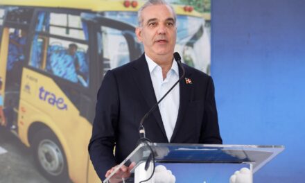 Comisionado de Béisbol agradece a Abinader 2026