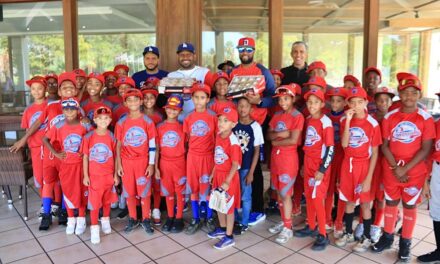 Dirección del Comisionado de Béisbol imparte charla a unos 40 niños de la Liga Quezada
