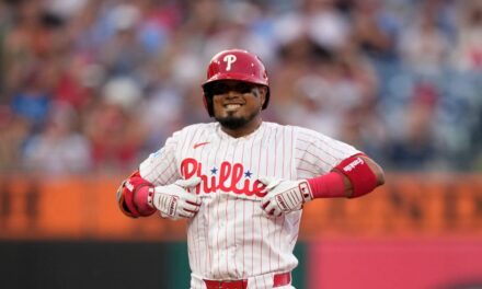 Arráez causa impacto de inmediato en la renovada fila de los Filis