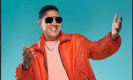 Kinito Méndez pone a trenzar al país con “El Calorazo” | De Postrero Minuto