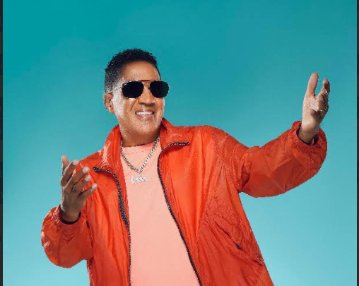 Kinito Méndez pone a trenzar al país con “El Calorazo” | De Postrero Minuto