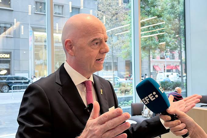 Presidente de la Federación de Jordania acusa a la FIFA de chantaje y denuncia retraso en pagos | De Zaguero Minuto