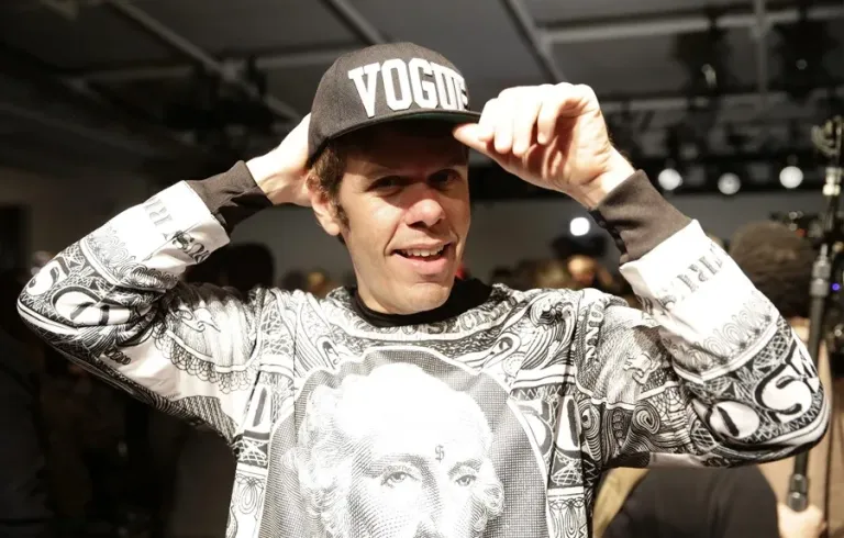La matriz de Perez Hilton pide la custodia temporal