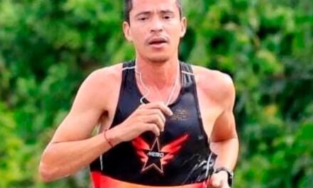 Álvaro Abreu conquista el oro y establece récord centroamericano en la media maratón | De Posterior Minuto