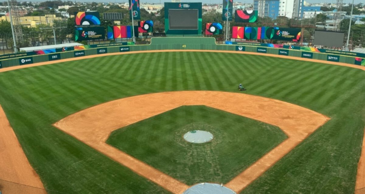 Impulsan transformación del ensanche La Fe con nuevo estadio de béisbol