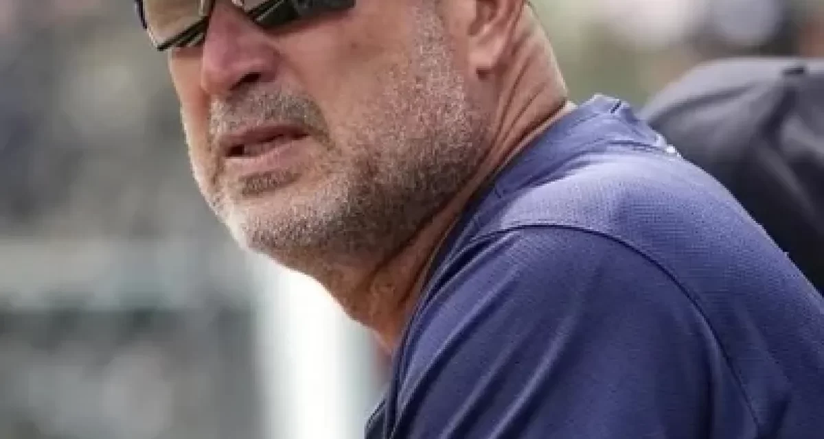Los Marineros despiden al coach dominicano Manny Acta, luego de 11 primaveras