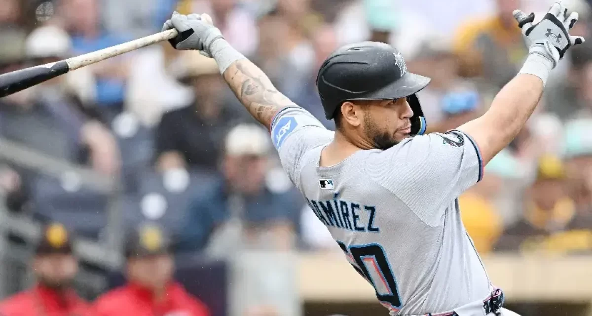 Josué De Paula debuta con jonrón; Ramírez lidera a los Marlins