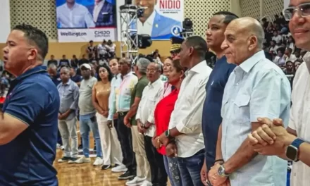 Fanáticos de SJM dan total respaldo torneo de básket