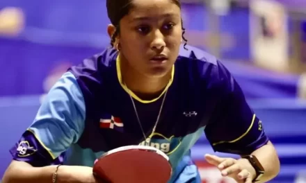 Leslie Pérez triunfa en el clásico Rolling de tenis de mesa