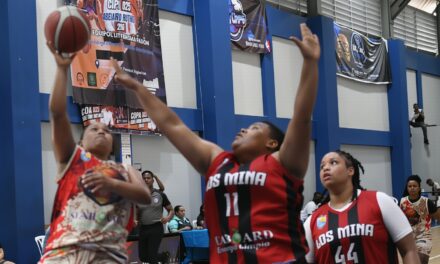 Angie Hodge pone a Caribes al frente final frente a Los Mina en TBS Femenino Santo Domingo | De Final Minuto