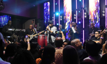 Sergio Vargas convierte sus grandes éxitos en un coro