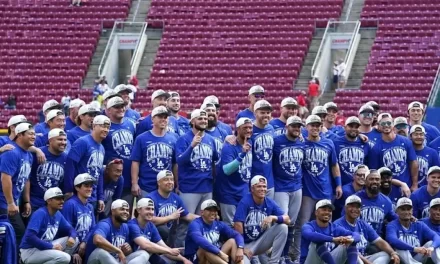 Los Dodgers ganan el 5to título seguido del Oeste de la Liga Nacional, 13ro. en 14 primaveras