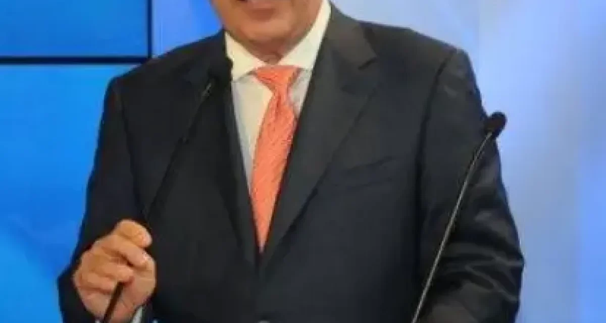 La Fedombal honrará a Fernando Hasbún