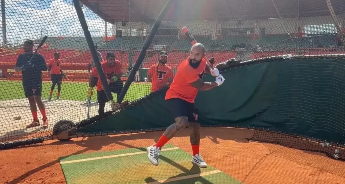 Zoilo Almonte se integra a los Toros