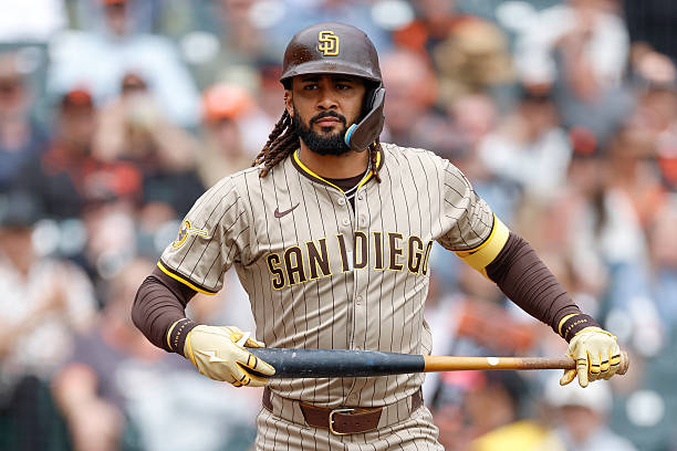 Tatis Jr. y Machado jonronean juntos; Elly de la Cruz lidera ataque de los Rojos | De Postrer Minuto