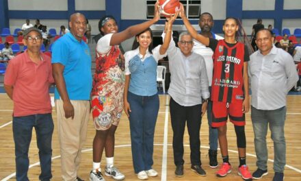 Caribes y Cotorras chocan por el boleto a la final del TBS Femenino de Santo Domingo | De Último Minuto