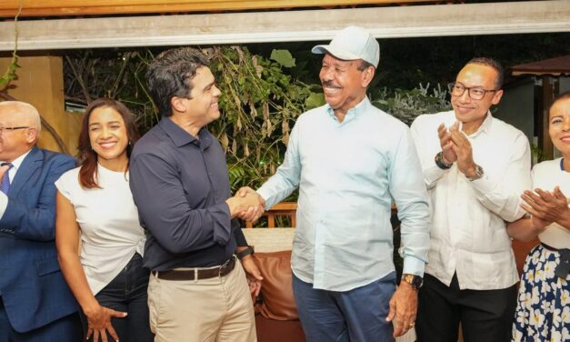 José Montás oficializa respaldo a Wellington Arnaud adyacente a su equipo político y fortalece el esquema presidencial en SC – RC Noticias