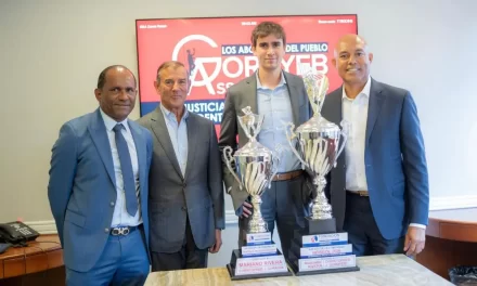 FDDNY celebra 40 abriles de servicio y reconoce apoyo de Mariano Rivera y Christopher Gorayeb