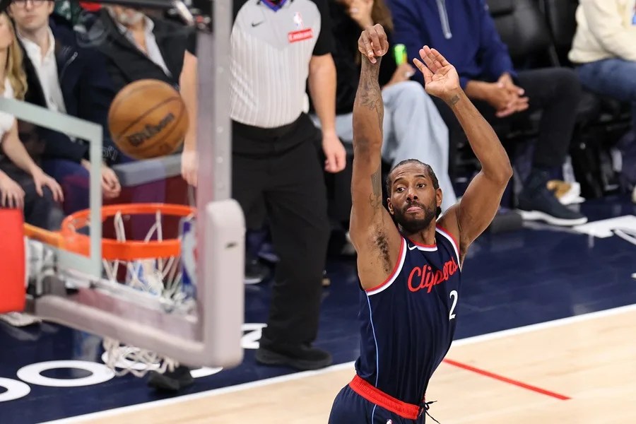 NBA castiga a los Clippers con cinco primeras rondas del draft por caso Kawhi Leonard | De Posterior Minuto