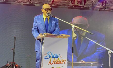 Nelson Javier celebra 27 abriles de “El Show del Mediodía”