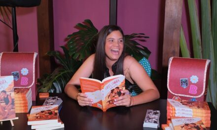 Karla Groizard lleva su pasión por el cine a las páginas de “Luces2026