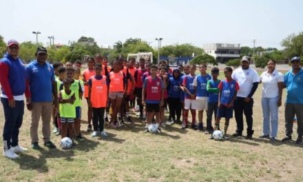 FIFA e INEFI llevan impulso al fútbol escolar en Azua