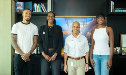 AES Dominicana recibe a los hermanos Martínez 2026