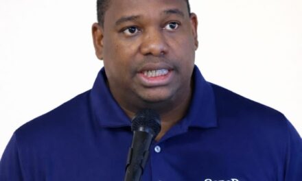 Abadina reconocerá a inmortales 50 TBS Distrito 2026