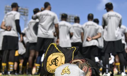 Águilas Cibaeñas reestructuran su roster y licencian a 15 jugadores