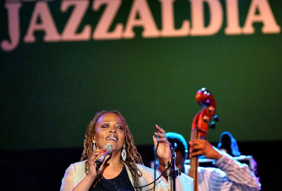 Cassandra Wilson, la cantante que revolucionó el jazz,