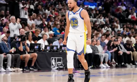Curry y los Warriors llegan a un acuerdo por dos primaveras y 116 millones de dólares