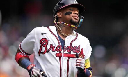 Ronald Acuña Jr. hace historia y se convierte en el más rápido en alcanzar el 200-200 en Grandes Ligas | De Extremo Minuto