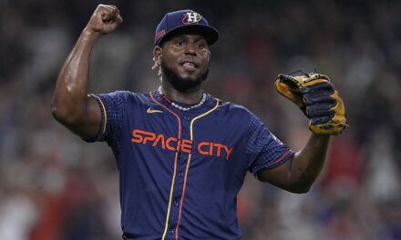 Astros activan a Ronel Blanco para rasgar frente a los Medias Blancas de Chicago | De Postrero Minuto