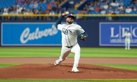 Peralta se siente diferente y lo demuestra con una tesoro frente a su exequipo