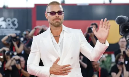 Ricky Martin pica un EP de las canciones 2026