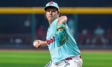 Trevor Bauer podría exhalar con las Estrellas Orientales