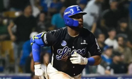 Mel Rojas Jr. jonronea y Licey blanquea Estrellas