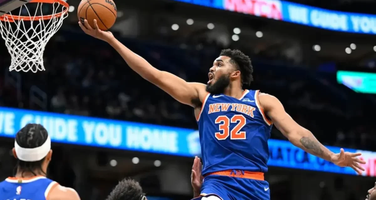 Brown bromeó posible deterioro muñeca de Towns