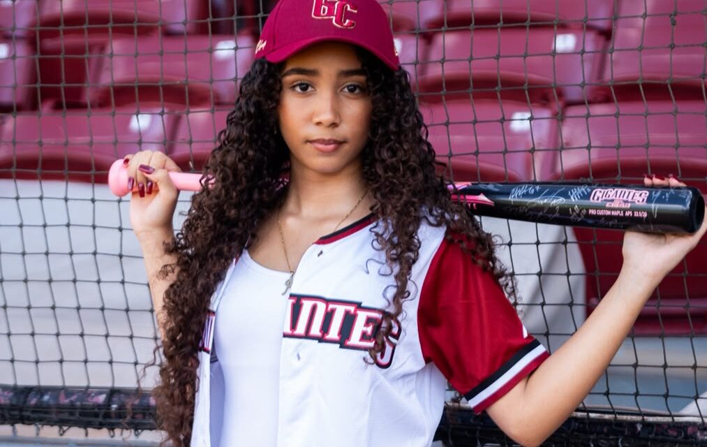 Gigantes del Cibao anuncian a Azul Amparo Taveras como su protectora | De Extremo Minuto