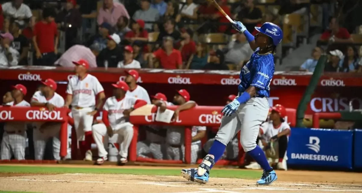 Novato Madé impulsa apabullante triunfo Licey delante Escogido