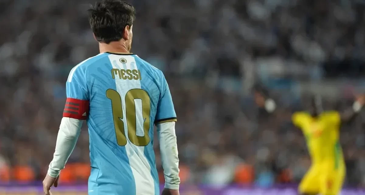 En octubre Messi se hizo lema en el Monumental y los Cerveceros ganan la Serie Mundial