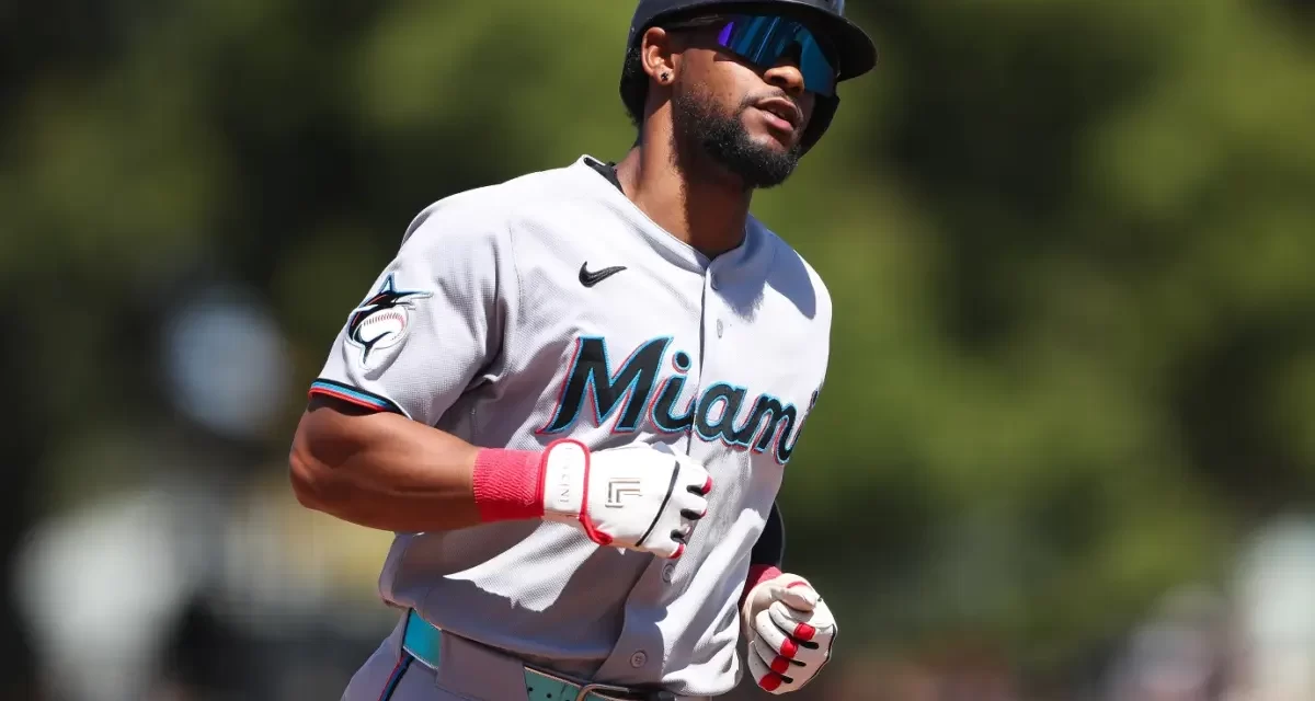 Otto López entra en el radar de los Yankees para adquirirlo desde los Marlins