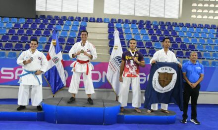 UNAPEC se corona en la kata del karate Juegos 2026