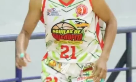Águilas de Guachupita asumen liderato del basket mujeril