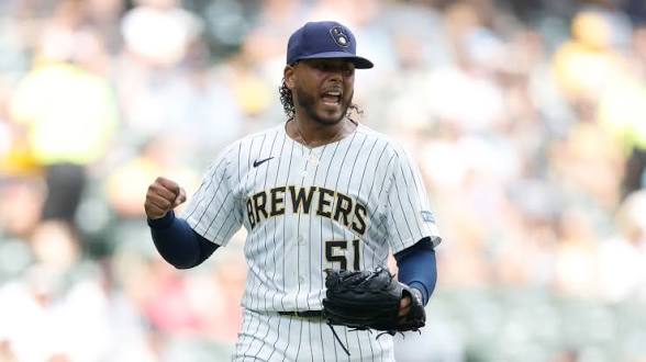 Freddy Peralta asume el oposición de ayudar con vida a los Rays delante los Guardianes | De Zaguero Minuto