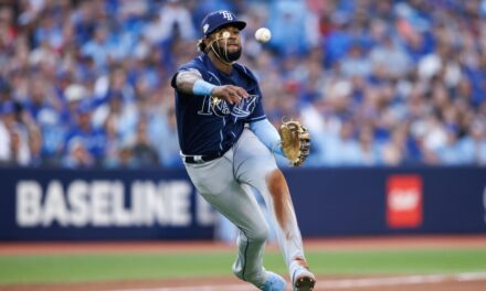 Rays enfrentan el Juego 5 con la presión de sobrevivir y Caminero dispuesto a divertirse | De Postrero Minuto